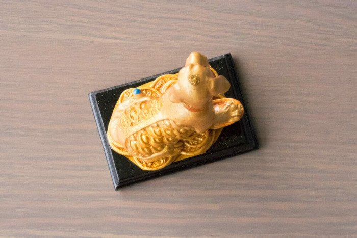 Dog Wealth Statue - Image 3